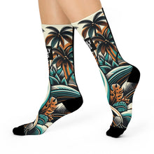 Load image into Gallery viewer, Island Style 1.1 (Crew Socks)
